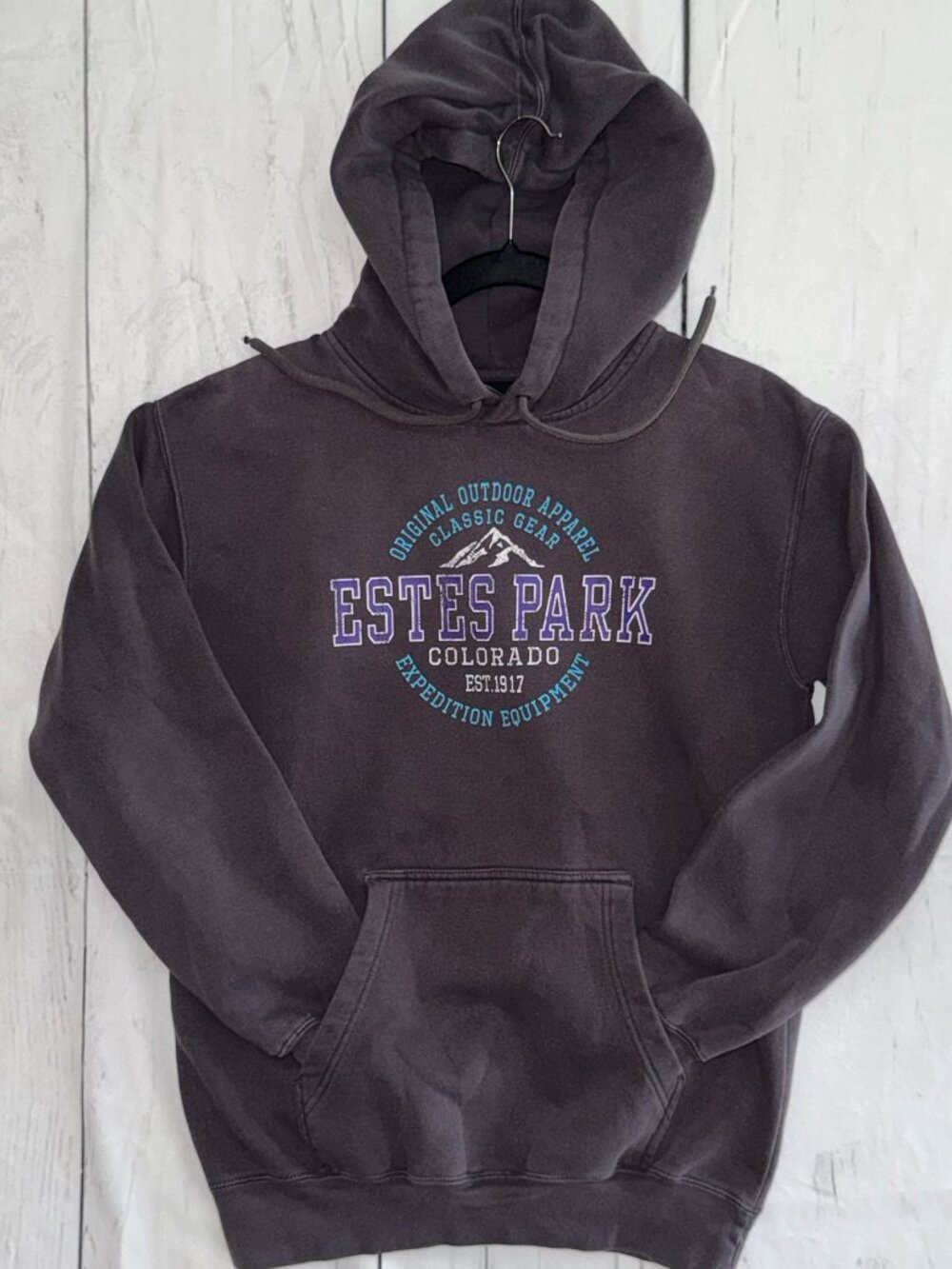 Prairie Mountain Estes Park Colorado Graphic Faded Hoodie Small